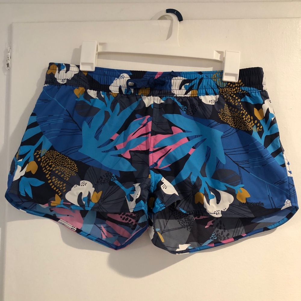 Patagonia- Women’s Stretch Planing Micro Shorts 2” inseam